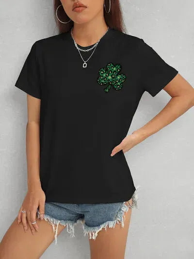 Lucky Clover Round Neck Short Sleeve T-Shirt Black Women's T-Shirts - Tophatter Daily Deals